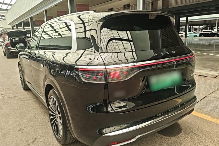 Used Hima AITO M8 2025 Extended-Range Ultra Version 53.4 kWh 6-Seater Edition Rear Left 45 Deg