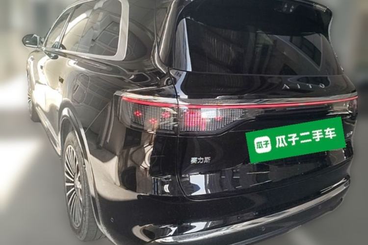 Used Hima AITO M8 2025 Extended-Range Ultra Version 53.4 kWh 6-Seater Edition Rear Left 45 Deg