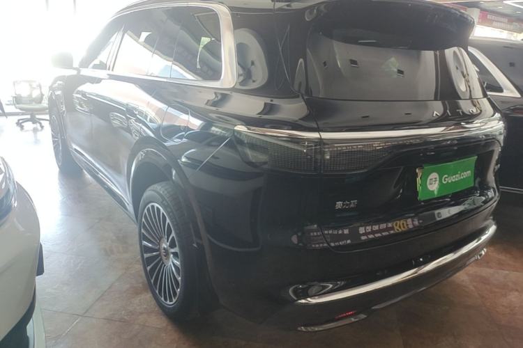Used Hima AITO M8 2025 Extended-Range Ultra Version 53.4 kWh 6-Seater Edition Rear Left 45 Deg