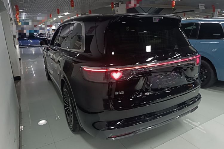 Used Hima AITO M8 2025 Extended-Range Ultra Version 53.4 kWh 6-Seater Edition Rear Left 45 Deg
