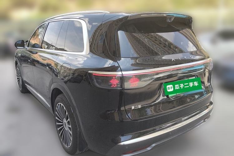 Used Hima AITO M8 2025 Extended-Range Ultra Version 53.4 kWh 6-Seater Edition Rear Left 45 Deg