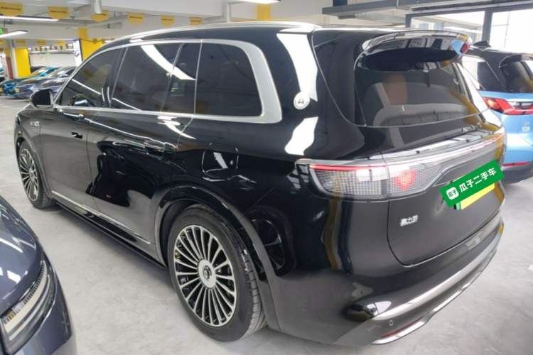 Used Hima AITO M8 2025 Extended-Range Max+ Version 53.4 kWh 6-Seater Edition Rear Left 45 Deg