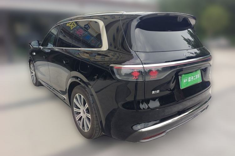 Used Hima AITO M8 2025 Extended-Range Ultra Version 53.4 kWh 6-Seater Edition Rear Left 45 Deg