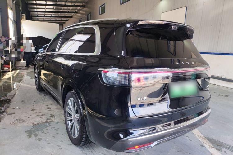 Used Hima AITO M8 2025 Extended-Range Max+ Version 53.4 kWh 5-Seater Edition Rear Left 45 Deg