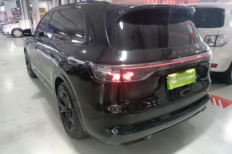 Used Hima AITO M8 2025 Extended-Range Ultra Version 53.4 kWh 5-Seater Edition Rear Left 45 Deg
