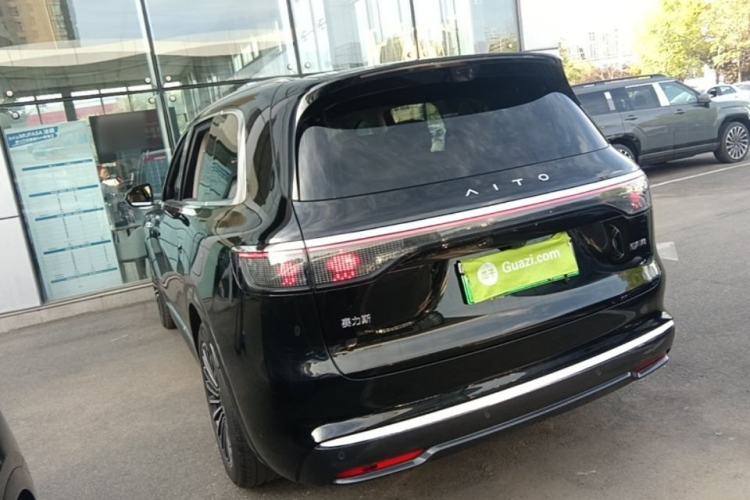 Used Hima AITO M8 2025 Extended-Range Ultra Version 53.4 kWh 6-Seater Edition Rear Left 45 Deg