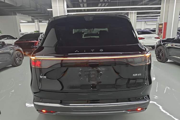 Used Hima AITO M8 2025 Extended-Range Max+ Version 53.4 kWh 5-Seater Edition Rear
