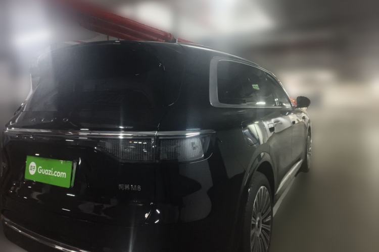 Used Hima AITO M8 2025 Extended-Range Ultra Version 53.4 kWh 6-Seater Edition Rear Right 45 Deg