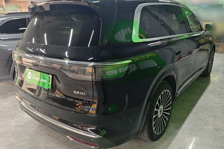 Used Hima AITO M8 2025 Extended-Range Ultra Version 53.4 kWh 6-Seater Edition Rear Right 45 Deg