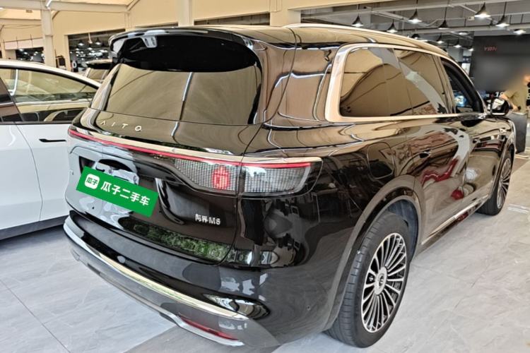 Used Hima AITO M8 2025 Extended-Range Ultra Version 53.4 kWh 6-Seater Edition Rear Right 45 Deg