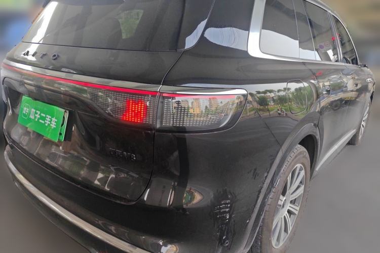 Used Hima AITO M8 2025 Extended-Range Max+ Version 53.4 kWh 6-Seater Edition Rear Right 45 Deg