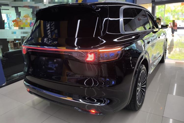 Used Hima AITO M8 2025 Extended-Range Ultra Version 53.4 kWh 6-Seater Edition Rear Right 45 Deg