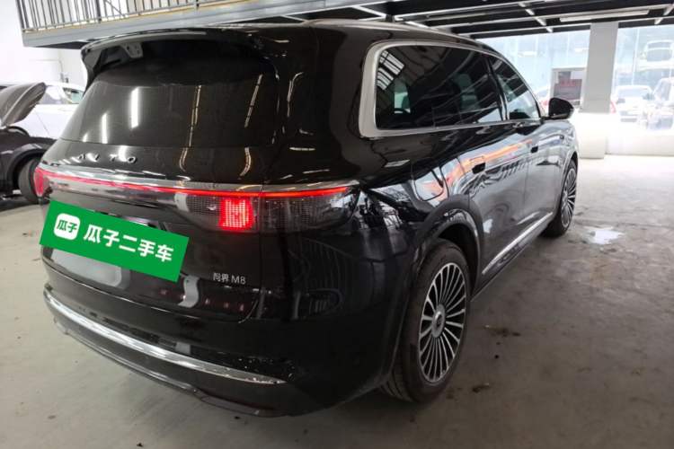 Used Hima AITO M8 2025 Extended-Range Max+ Version 53.4 kWh 5-Seater Edition Rear Right 45 Deg