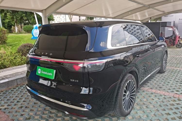 Used Hima AITO M8 2025 Extended-Range Ultra Version 53.4 kWh 6-Seater Edition Rear Right 45 Deg
