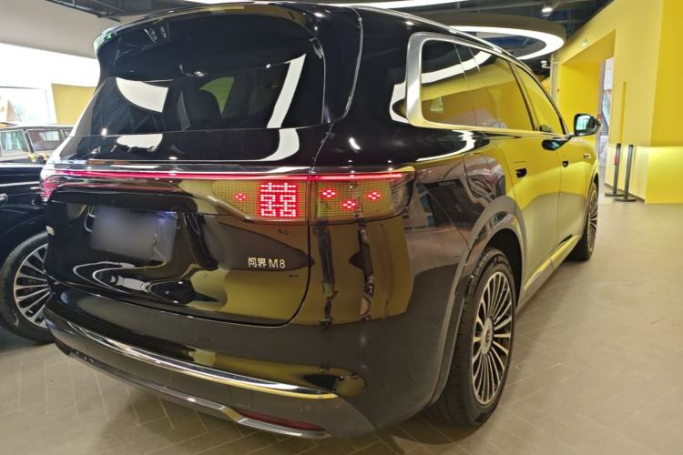 Used Hima AITO M8 2025 Extended-Range Ultra Version 53.4 kWh 6-Seater Edition Rear Right 45 Deg