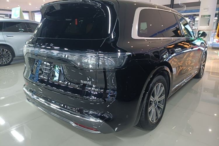 Used Hima AITO M8 2025 Extended-Range Max+ Version 53.4 kWh 6-Seater Edition Rear Right 45 Deg