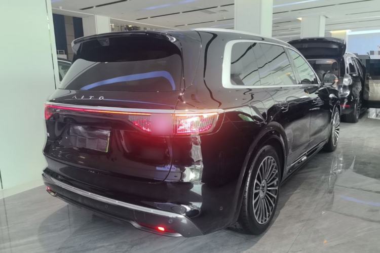 Used Hima AITO M8 2025 Extended-Range Ultra Version 53.4 kWh 6-Seater Edition Rear Right 45 Deg