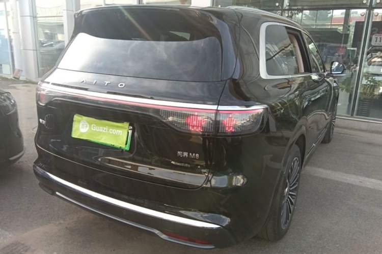 Used Hima AITO M8 2025 Extended-Range Ultra Version 53.4 kWh 6-Seater Edition Rear Right 45 Deg