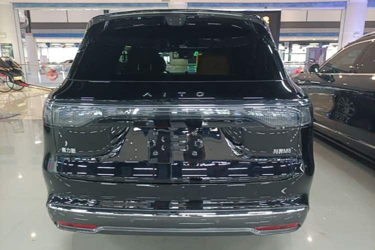 Used Hima AITO M8 2025 Extended-Range Max+ Version 53.4 kWh 6-Seater Edition Rear