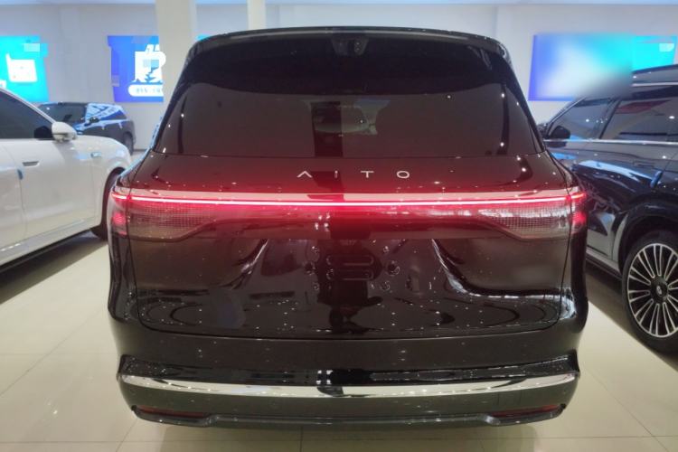 Used Hima AITO M8 2025 Extended-Range Max+ Version 53.4 kWh 6-Seater Edition Rear