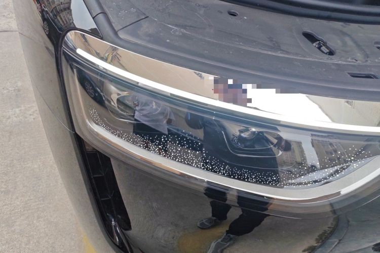 Used Hima AITO M8 2025 Model, Pure Electric Max+ Five-Seat All-Wheel-Drive Version Right Front Headlight