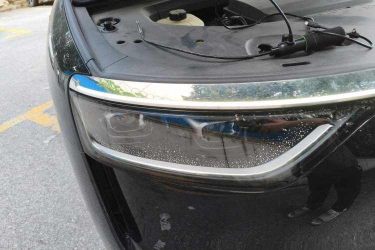 Used Hima AITO M8 2025 Extended-Range Max+ Version 53.4 kWh 6-Seater Edition Right Front Headlight