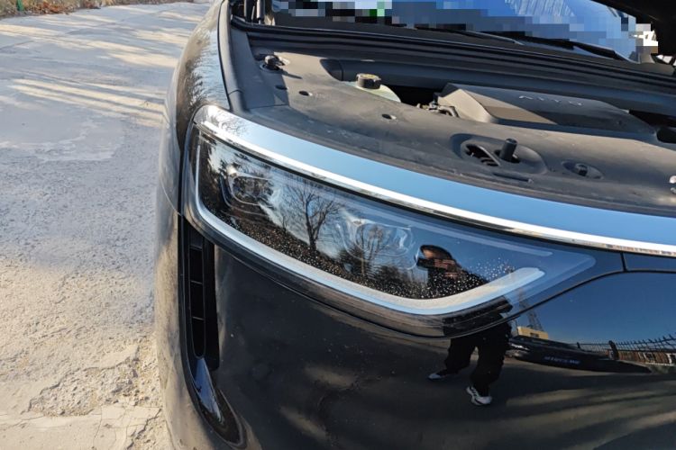 Used Hima AITO M8 2025 Extended-Range Max+ Version 53.4 kWh 5-Seater Edition Right Front Headlight