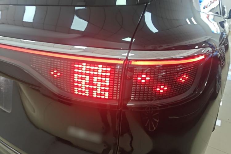 Used Hima AITO M8 2025 Extended-Range Max+ Version 53.4 kWh 6-Seater Edition Right Rear Taillight