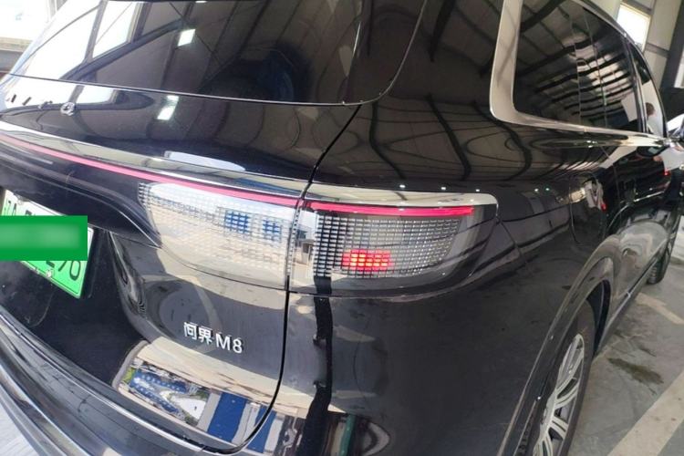 Used Hima AITO M8 2025 Extended-Range Max+ Version 53.4 kWh 5-Seater Edition Right Rear Taillight