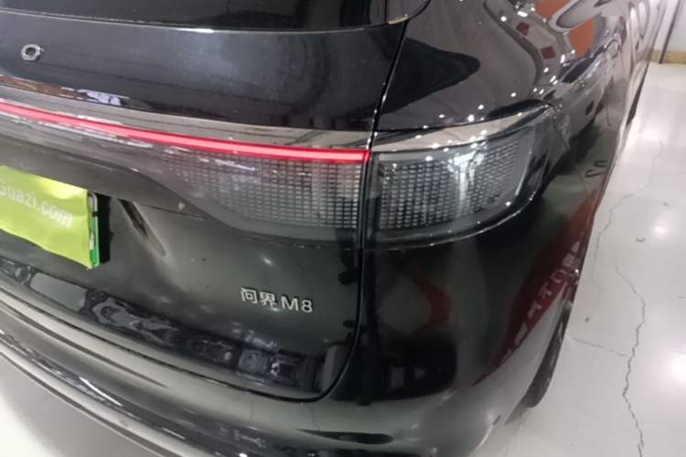 Used Hima AITO M8 2025 Extended-Range Ultra Version 53.4 kWh 5-Seater Edition Right Rear Taillight