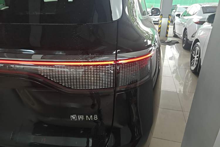 Used Hima AITO M8 2025 Extended-Range Max Version 37 kWh 5-Seater Right Rear Taillight