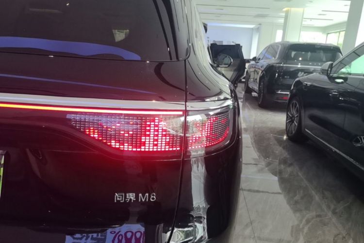 Used Hima AITO M8 2025 Extended-Range Ultra Version 53.4 kWh 6-Seater Edition Right Rear Taillight
