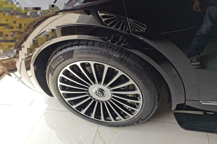 Used Hima AITO M8 2025 Extended-Range Max+ Version 53.4 kWh 6-Seater Edition Right Rear Wheel Hub