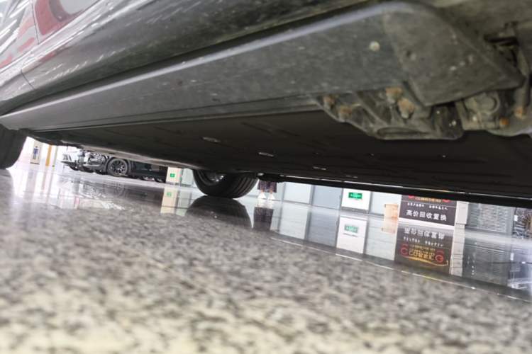 Used Hima AITO M8 2025 Model Pure Electric Max+ Five-Seat Long-Range Version Right Side Sill