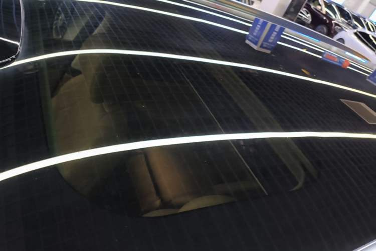 Used Hima AITO M8 2025 Extended-Range Ultra Version 53.4 kWh 6-Seater Edition Roof