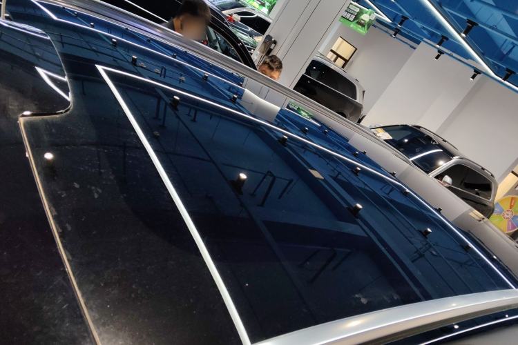 Used Hima AITO M8 2025 Extended-Range Max+ Version 53.4 kWh 6-Seater Edition Roof