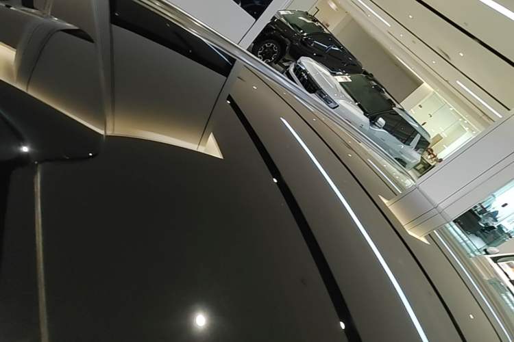 Used Hima AITO M8 2025 Extended-Range Max Version 37 kWh 6-Seater Roof