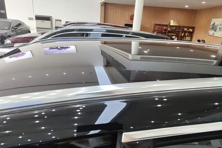 Used Hima AITO M8 2025 Extended-Range Max+ Version 53.4 kWh 5-Seater Edition Roof