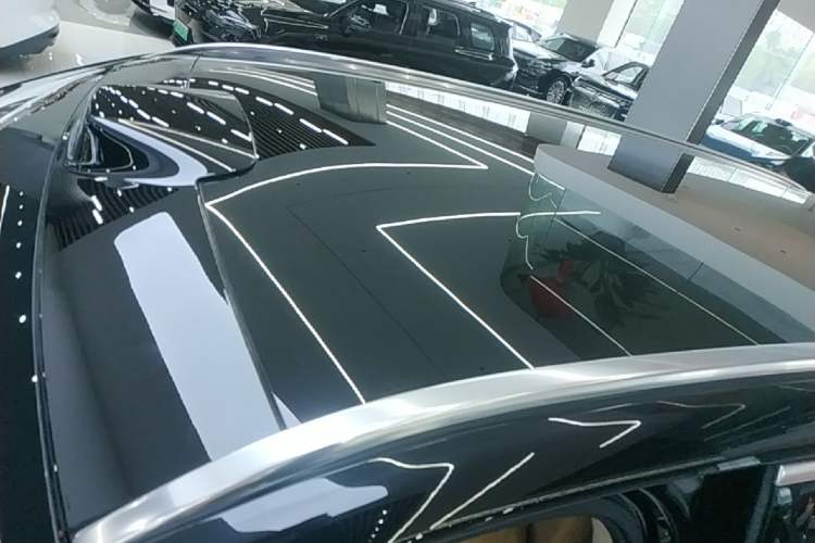 Used Hima AITO M8 2025 Extended-Range Ultra Version 53.4 kWh 6-Seater Edition Roof