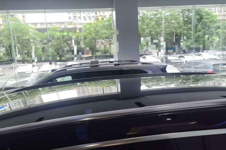 Used Hima AITO M8 2025 Extended-Range Ultra Version 53.4 kWh 6-Seater Edition Roof