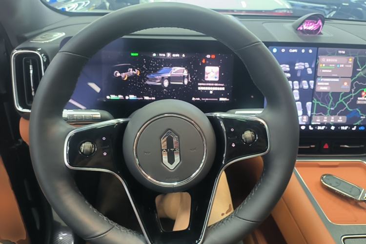 Used Hima AITO M8 2025 Extended-Range Max+ Version 53.4 kWh 6-Seater Edition Steering Wheel