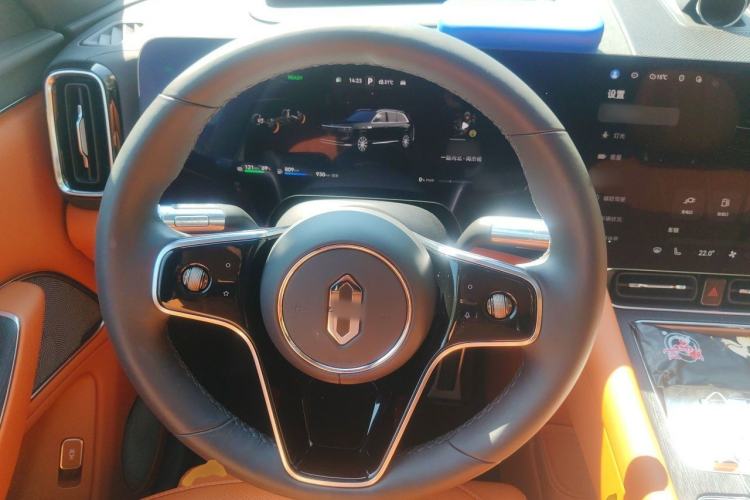 Used Hima AITO M8 2025 Extended-Range Max Version 37 kWh 5-Seater Steering Wheel