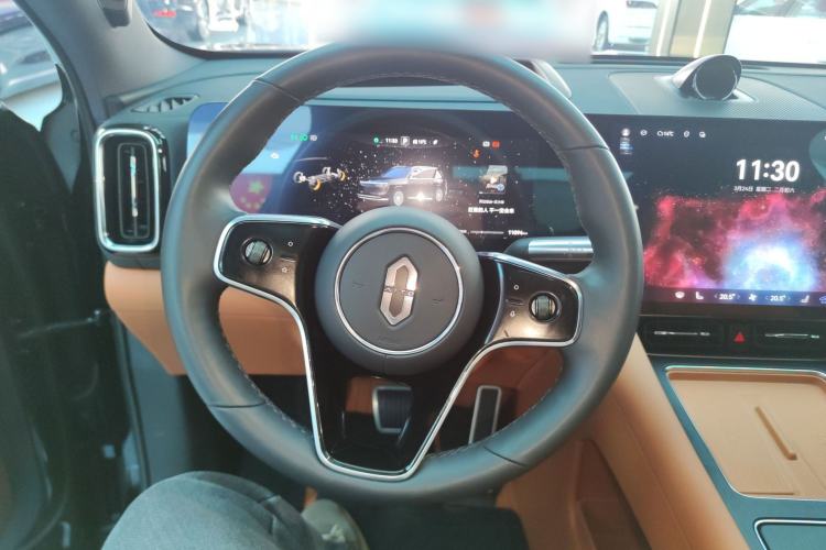 Used Hima AITO M8 2025 Extended-Range Max+ Version 53.4 kWh 5-Seater Edition Steering Wheel