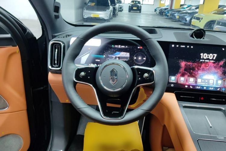 Used Hima AITO M8 2025 Extended-Range Max+ Version 53.4 kWh 6-Seater Edition Steering Wheel