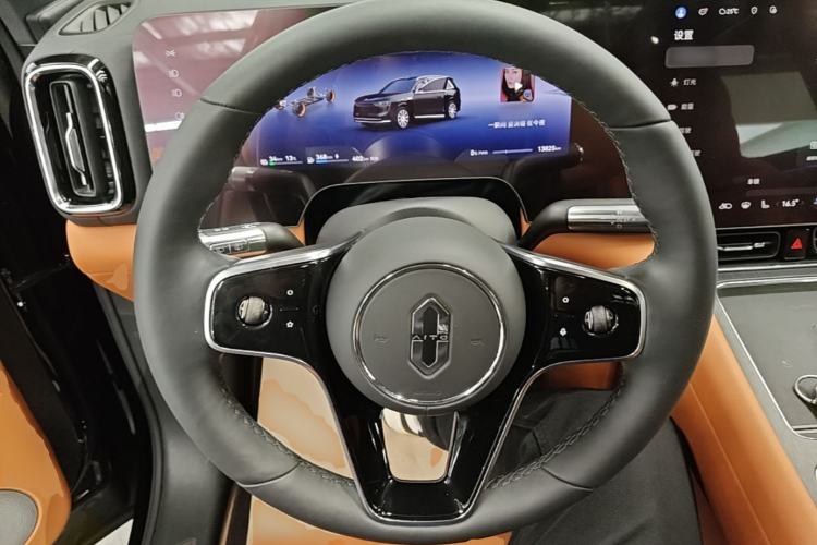 Used Hima AITO M8 2025 Extended-Range Max+ Version 53.4 kWh 5-Seater Edition Steering Wheel