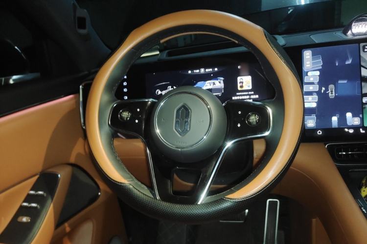Used Hima AITO M8 2025 Extended-Range Max+ Version 53.4 kWh 6-Seater Edition Steering Wheel