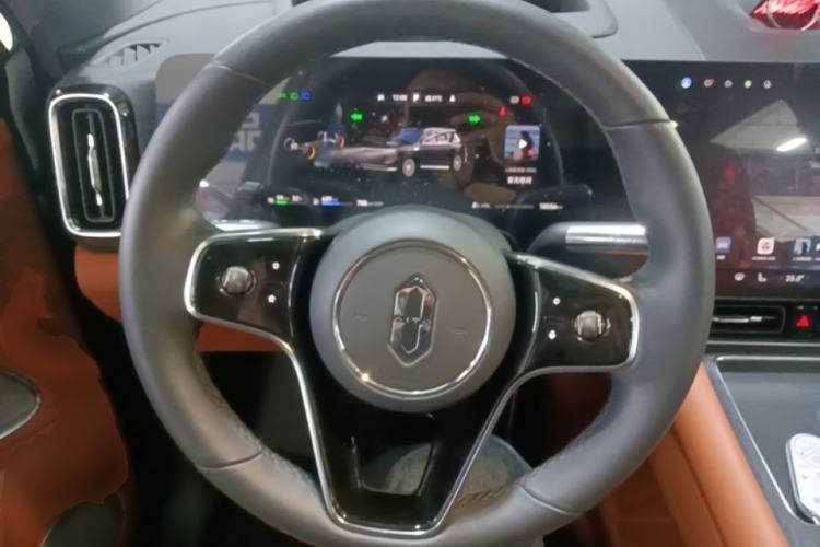 Used Hima AITO M8 2025 Extended-Range Max+ Version 53.4 kWh 5-Seater Edition Steering Wheel