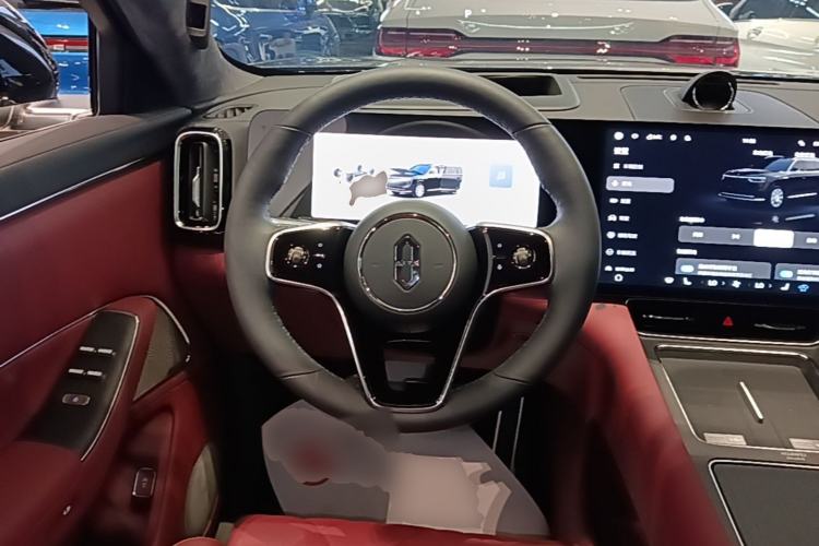 Used Hima AITO M8 2025 Extended-Range Max+ Version 53.4 kWh 5-Seater Edition Steering Wheel