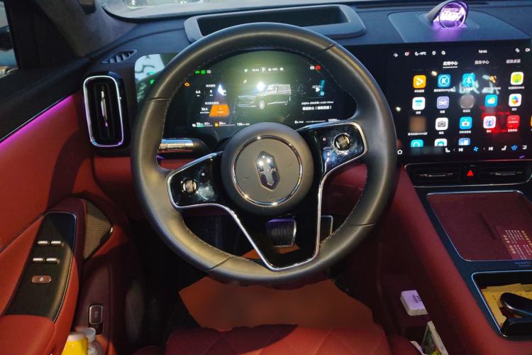 Used Hima AITO M8 2025 Extended-Range Max+ Version 53.4 kWh 6-Seater Edition Steering Wheel