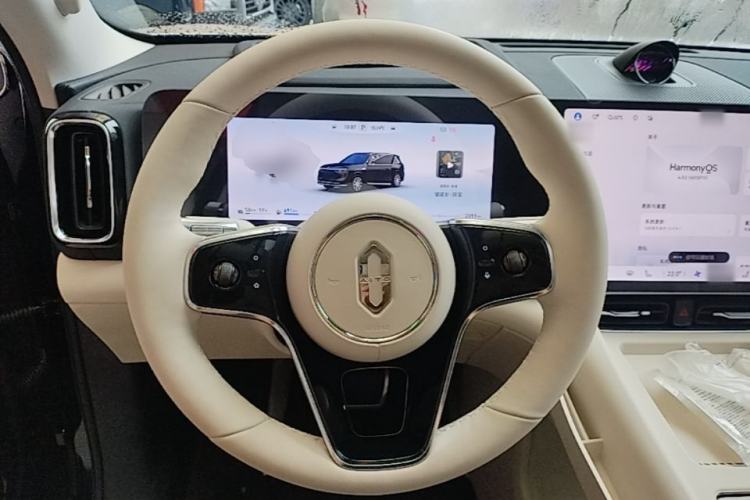 Used Hima AITO M8 2025 Extended-Range Max+ Version 53.4 kWh 5-Seater Edition Steering Wheel